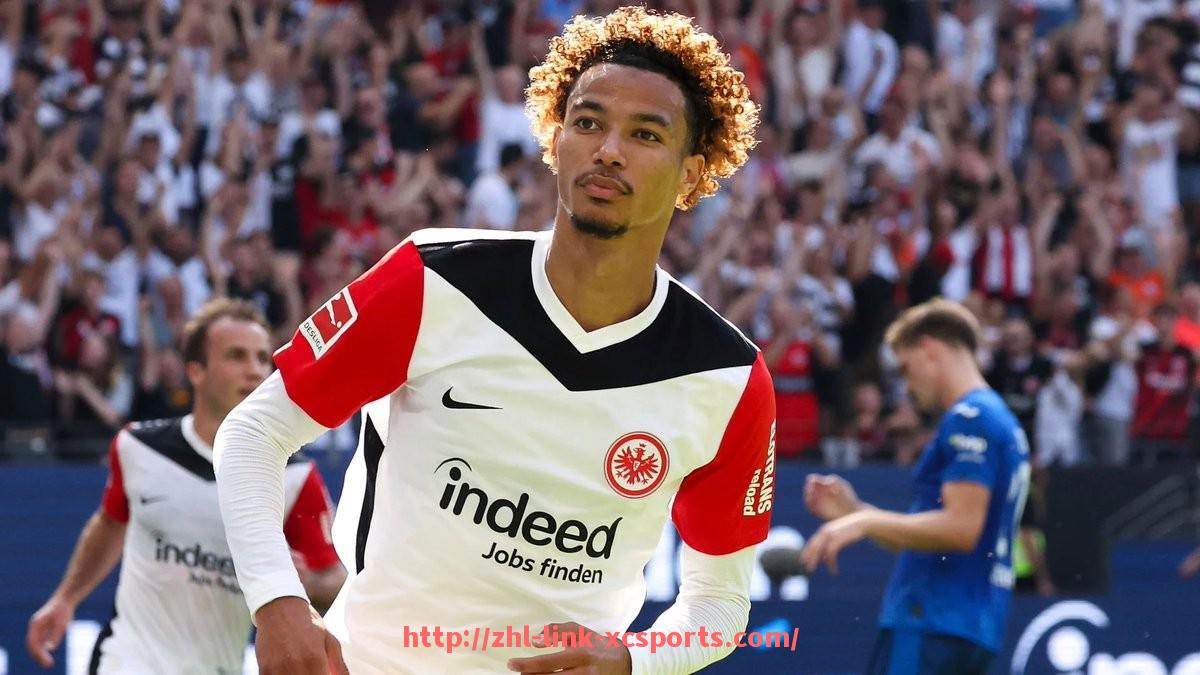 杏彩体育-法甲球员场上配合默契度评估：数据与比赛实例结合